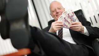 Брянским чиновникам опять увеличили премиальные