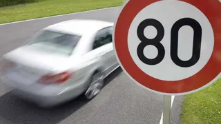 Сумму штрафа за превышение скорости предложили привязать к размеру дохода