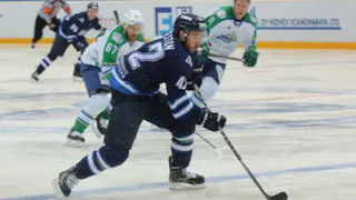 Нижнекамские хоккеисты продолжают проигрывать