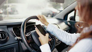 Смартфоны продолжают убивать на дорогах