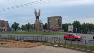 Спорный маневр: эксперты разъяснили, как правильно использовать поворотники на кольцевых перекрестках