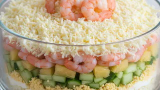 Салат «Пегас» принесет счастье и деньги в год Огненной Лошади – обязательно поставьте его на новогодний стол