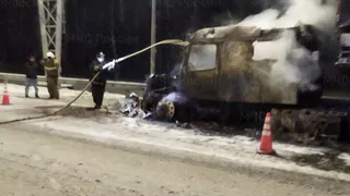 Владимирские МЧС-ники потушили полыхавший на федеральной трассе грузовик