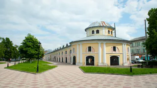 Предприниматели, выселяемые из Торговых рядов, задали 3 вопроса губернатору