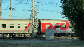 Люди в ярости сдают билеты: РЖД внедряет новые правила в поездах с января 2026 — как теперь ездить