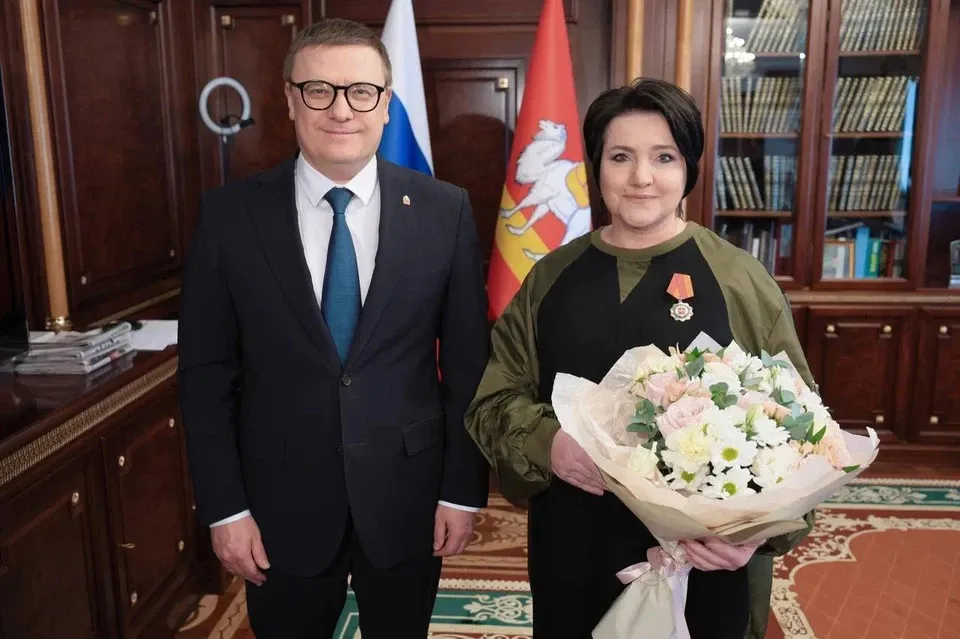 Алексей Текслер наградил Ингу Оболдину медалью «За заслуги перед Челябинской областью»