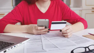 В Камешкове подруги-мошенницы оформили семь микрозаймов на знакомых