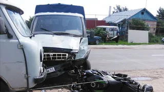 Два водителя без прав столкнулись в поселке Сараи