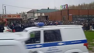 На въезде в Рязань 2 мая заметили сотни молящихся мусульман