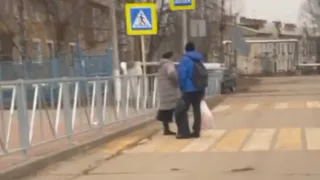 Двойной переход возле школы: забота властей или подготовка к приезду губернатора?