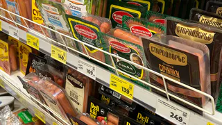 Эти сосиски даже кошкам нельзя: Росконтроль назвал худшие марки