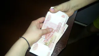 Рязанский врач за взятку заплатит штраф 70 тысяч рублей