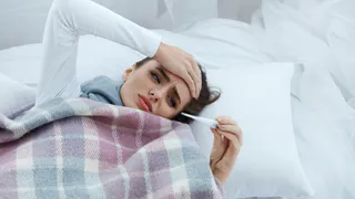 Повышение температуры, ломота в теле, головная боль