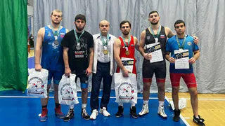 Владимирские сурдлимпийцы привезли домой медали Кубка России по борьбе