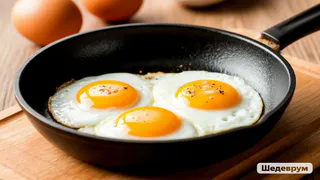 Почему не стоит жарить яичницу на подсолнечном масле — запомните раз и навсегда