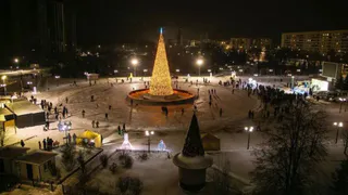 В парке Нефтехимиков открылся каток: вход со своими коньками — бесплатный