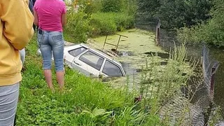 В Спасском районе пенсионерка утопила Жигули