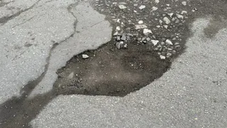 Рязанцы жалуются на внезапное ухудшение дороги на мосту через Оку