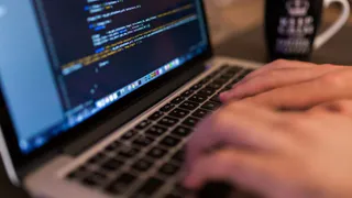 64-летний рязанец взял кредит и перечислил мошенникам 750 тыс. рублей