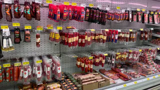 Недорогая, но качественная: Роскачество определило лучшую колбасу для оливье