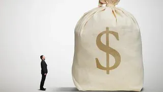 Надбавки к пенсиям чиновников признали слишком большими