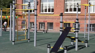 В Рязани появилась новая спортивная площадка у школы №1