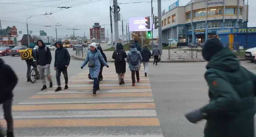 Что делать при появлении в небе беспилотника: инструкция, которая спасет всем жизнь