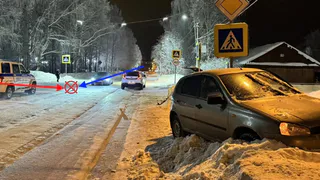 В Коми автоледи на Lada не уступила дорогу на перекрёстке: ДТП и травмы