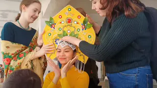 Заморская гостья: филиппинка в восторге от Масленицы в Касимове