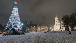 Игрушек будет мало: под Новый год повесьте на ёлку один предмет — привлечёте удачу и богатство в 2025-м