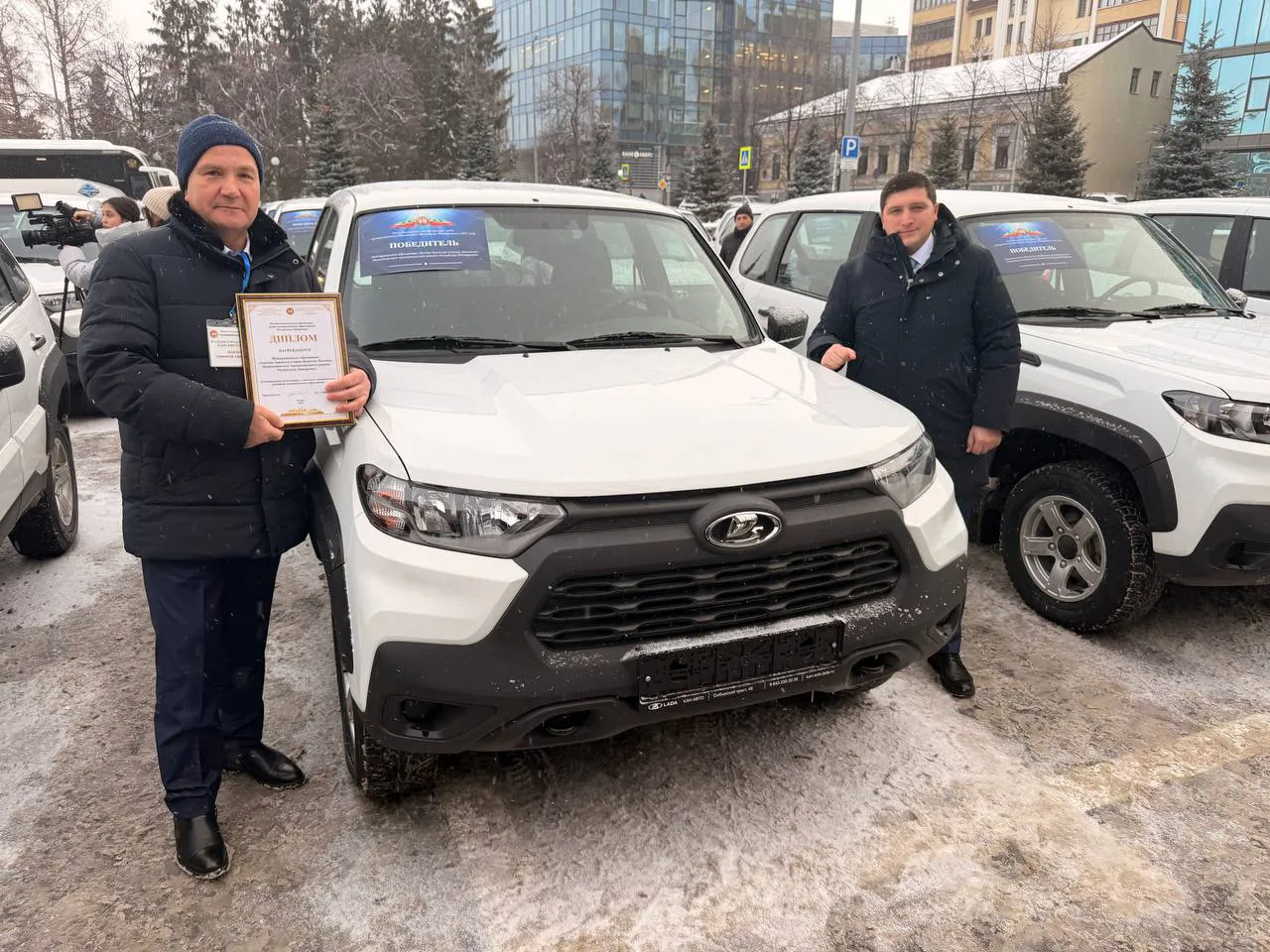 Камские Поляны получили новый служебный автомобиль от Раиса Татарстана