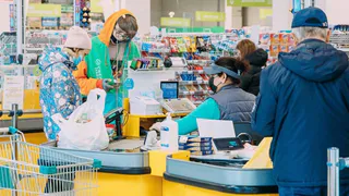 Блок прямо на кассе: правила покупки товаров в магазинах набирают обороты в мае