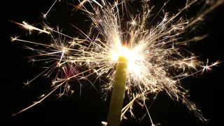 Где можно запускать салюты?