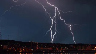 Сплошные ливни, ужасные грозы и жара +35: россиян ждет сумасшедшая погода в июне 2024