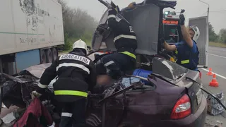 В Суздальском районе легковушка залетела под фуру