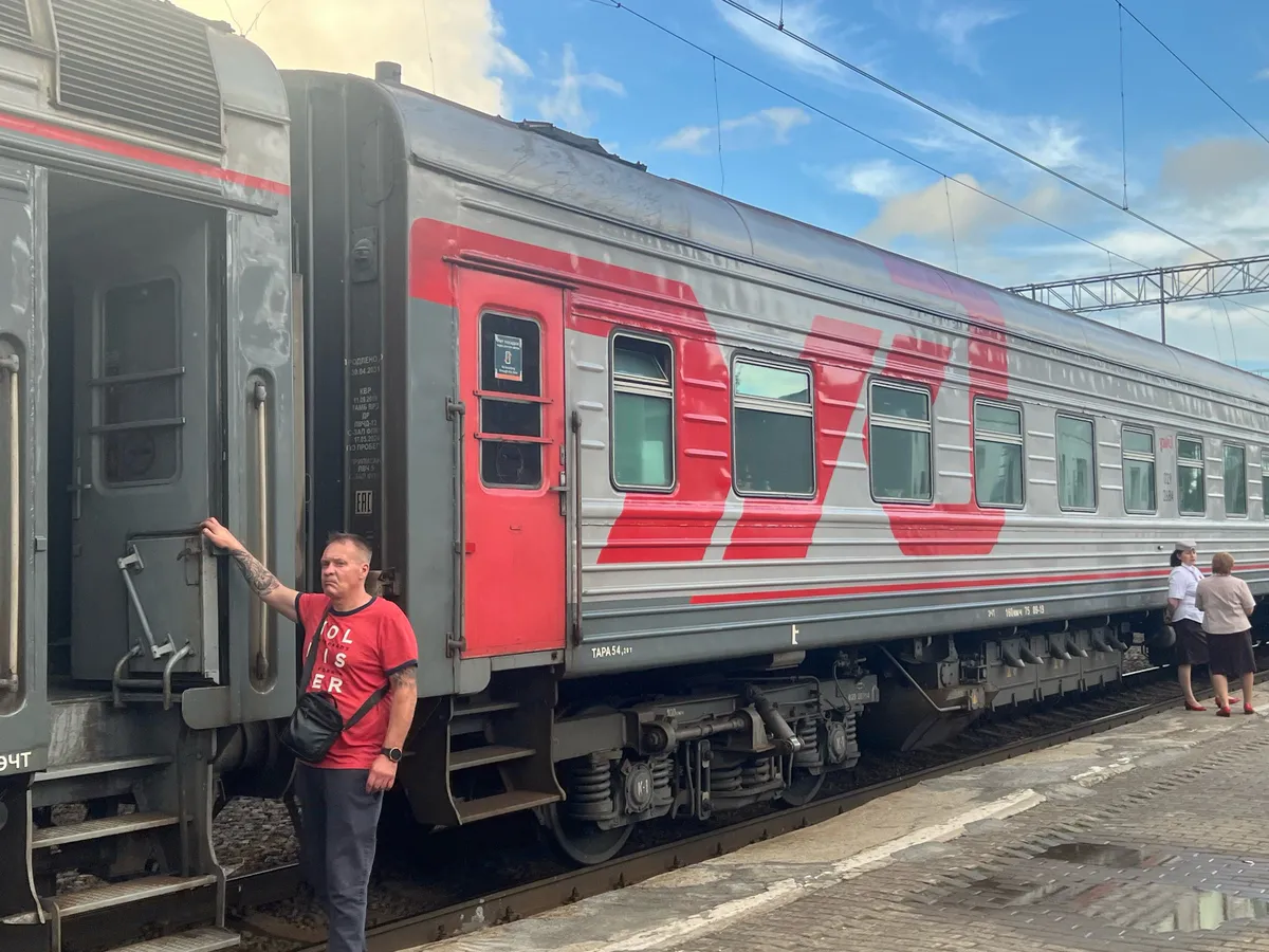 Теперь будет нельзя: в поездах запретили есть популярное блюдо россиян