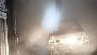 Неаккуратность при курении лишила жителя Заполярья Коми и гаража, и машины