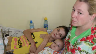 Спасибо рязанцам! Парализованной девушке поступает помощь: деньги, одежда, питание для ребенка