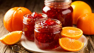 Не пектин и не желатин: вот секретный прием, который превратит варенье в мармелад