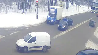 ДТП на Куйбышевском шоссе: водитель иномарки совершил неудачный обгон