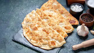 Теперь и я знаю секрет крымских чебуреков "Тысяча пузырьков": рецепт, который передается из уст в уста