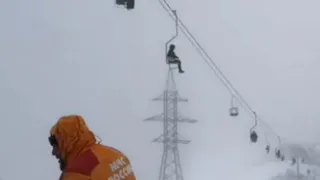 Жители Татарстана застряли на Эльбрусе после обрыва канатной дороги