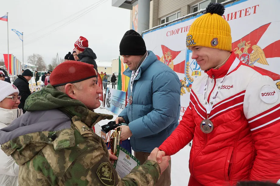 В Коми завершились чемпионаты Росгвардии по лыжным гонкам и служебному двоеборью