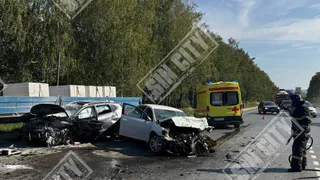 В Новочебоксарске около автозаправки произошло массовое ДТП: есть пострадавший