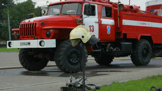 В Рязани ночью горели две легковушки
