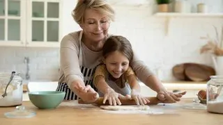 Повышение возраста выхода на пенсию ударило по рождаемости