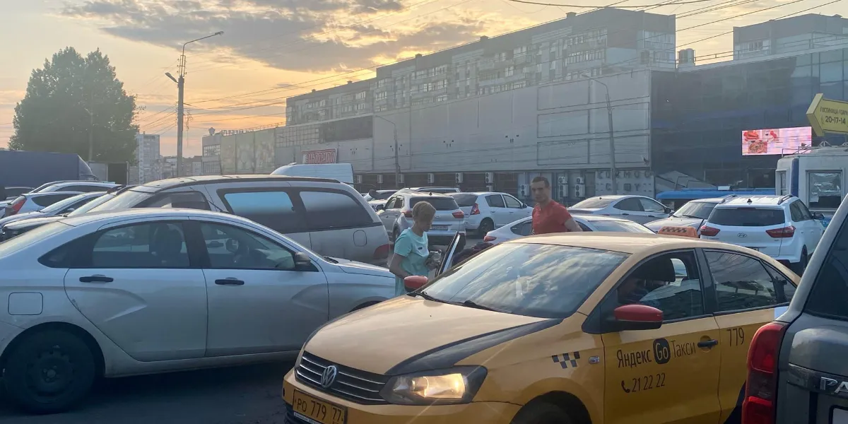 Резкий взлет тарифов на проезд в такси возмущает рязанцев