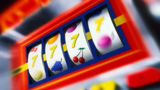 25 человек накажут за сеть подпольных казино в Брянской области