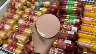 Более 6500 товаров изъяли в Рязанской области