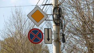 На улице Колхозной запретят парковаться